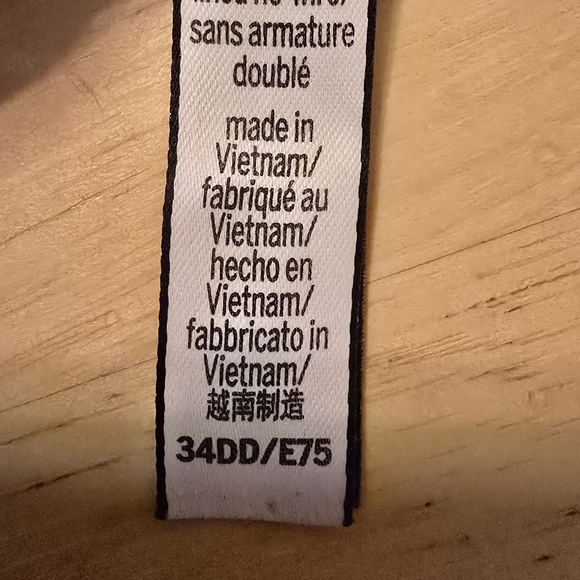 Victoria’s Secret Blue Lace Perfect Shape Underwire Bra With Padding 34DD - Picture 6 of 6